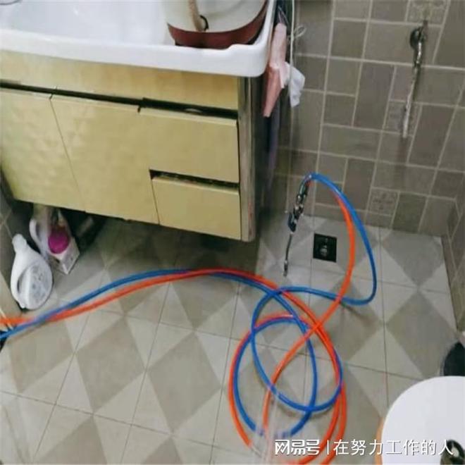 勿选砸砖重做新方法让你不吃亏尊龙AG人生就是博漏水问题(图2) 勿选砸砖重做新方法让你不吃亏尊龙AG人生就是博漏水问题(图2)