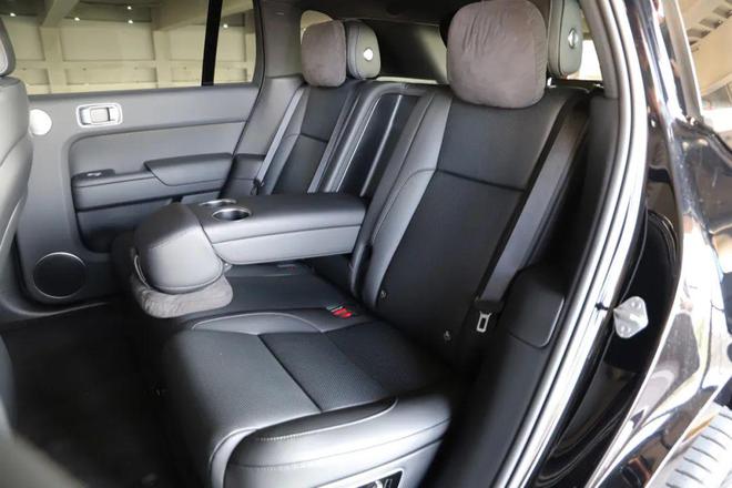 它一半！销量榜稳居前三全系配空气悬架！凯时尊龙最新网站宝马X5同级价格还不到(图5)