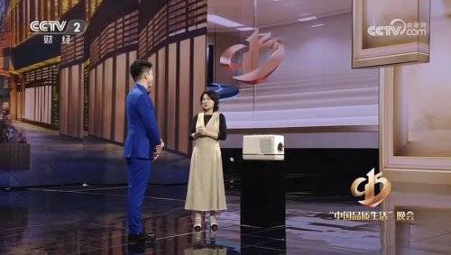 首个五位数短号服务专线+十年免费包修尊龙凯时链接格力开启服务双王炸：行业(图3)