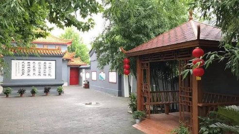 哪家养老机构有妙招？万科房山随园中心【2026最新】凯时尊龙人生退休后不想困在孤单里渴望在养老院重拾活力(图8)